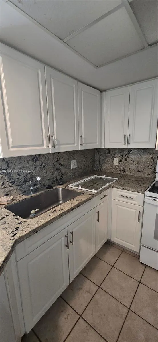 4149 N Haverhill Rd, #1619