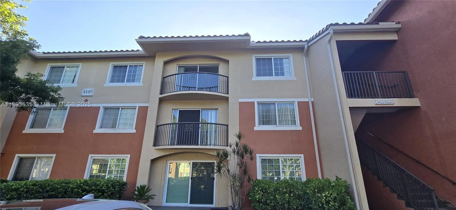 4149 N Haverhill Rd, #1619
