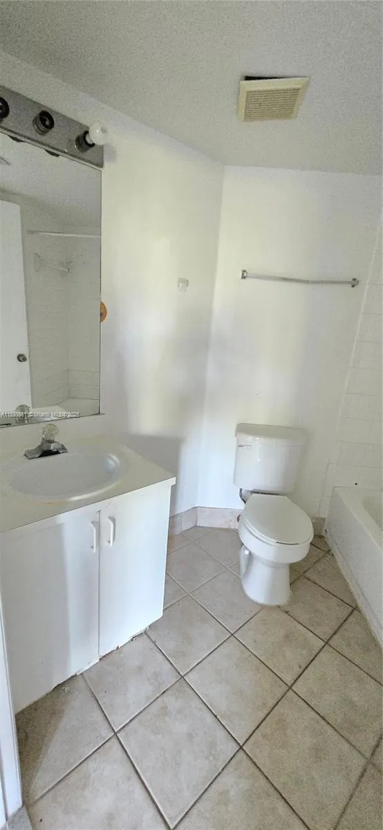 4149 N Haverhill Rd, #1619