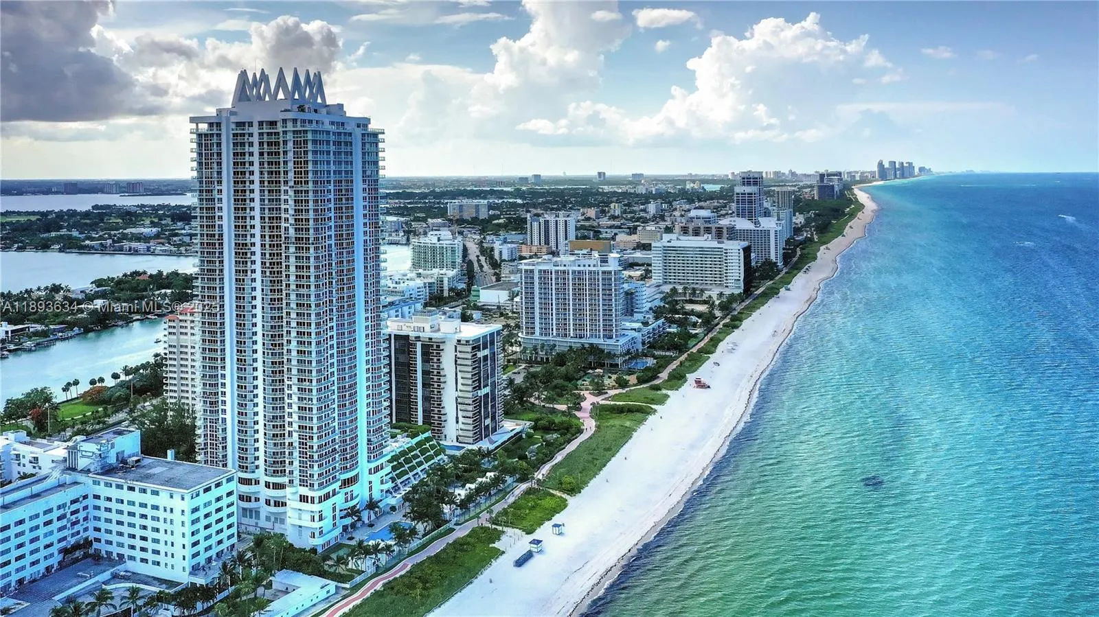 6365 Collins Ave, #3802