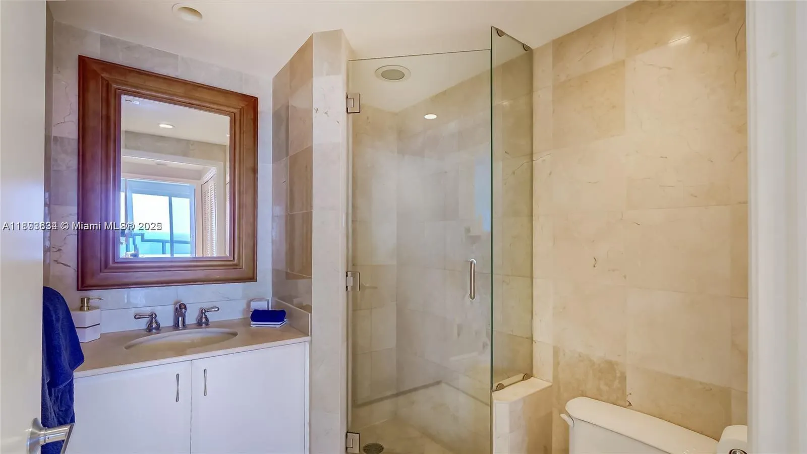 6365 Collins Ave, #3802