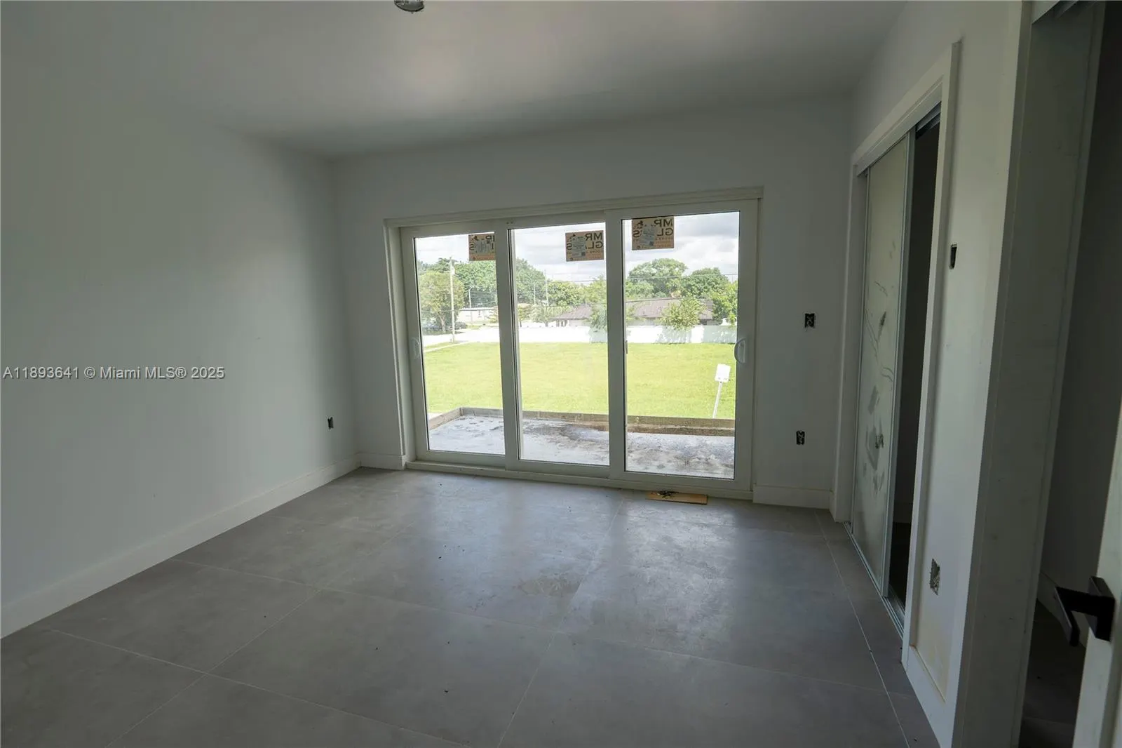 10290 SW 174th Ter
