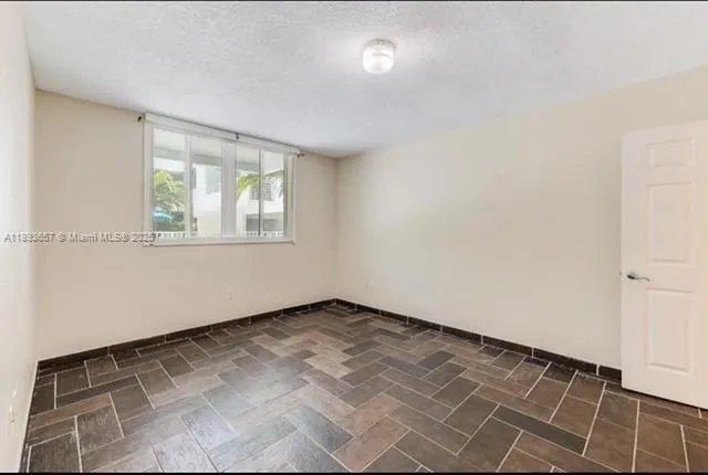 7800 Collins Ave, #203