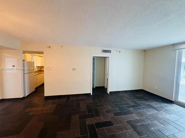 7800 Collins Ave, #203