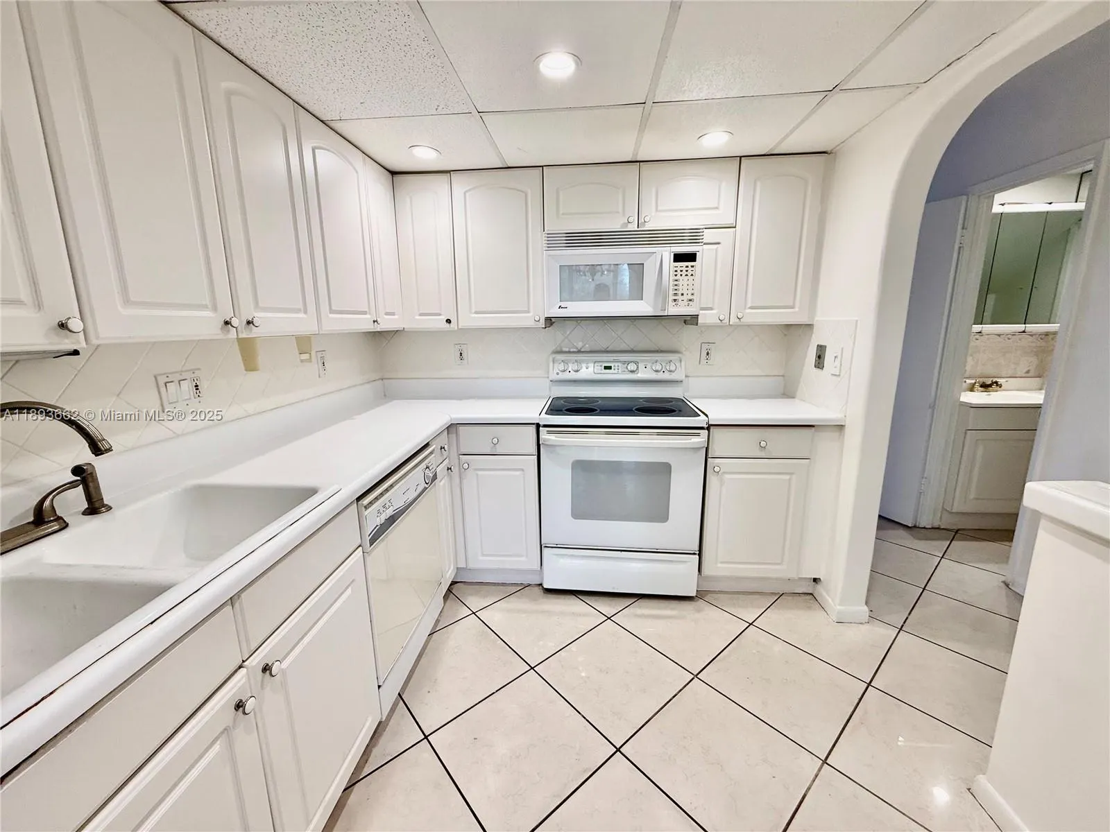 1401 S Federal Hwy, #218