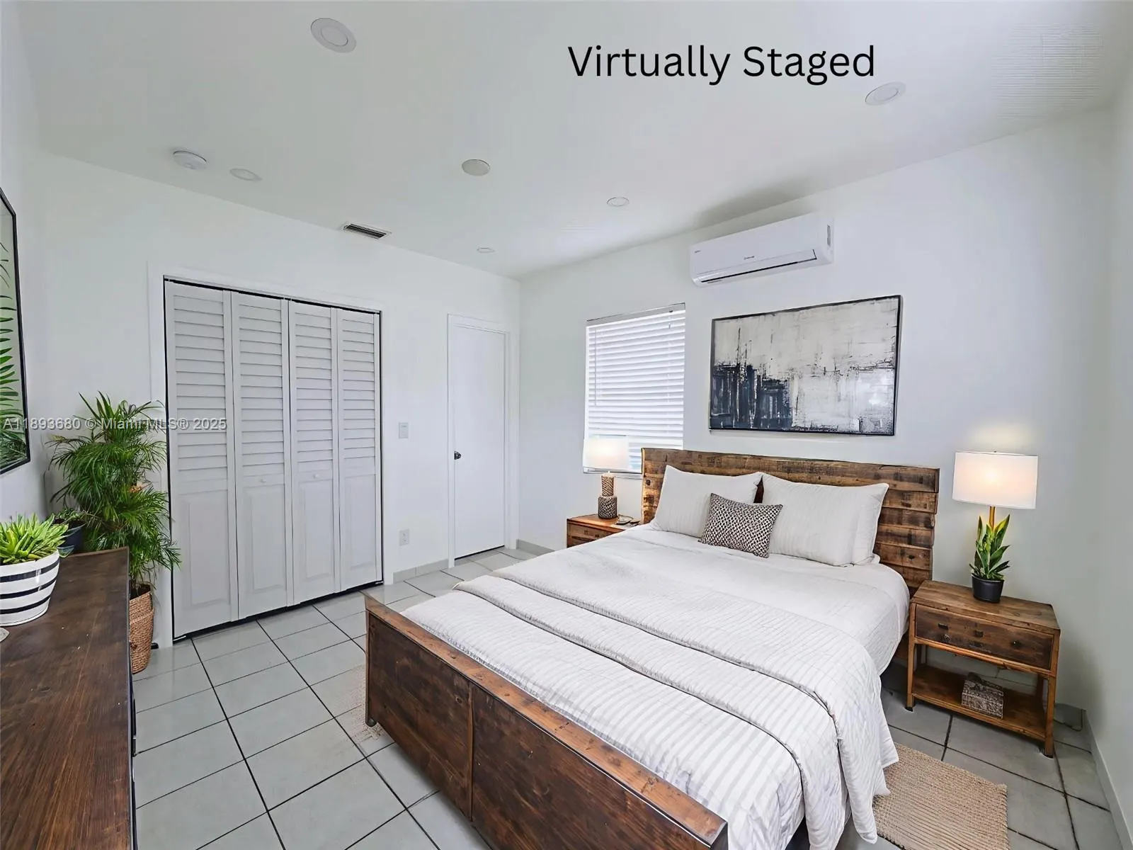 590 SW 36th Ave