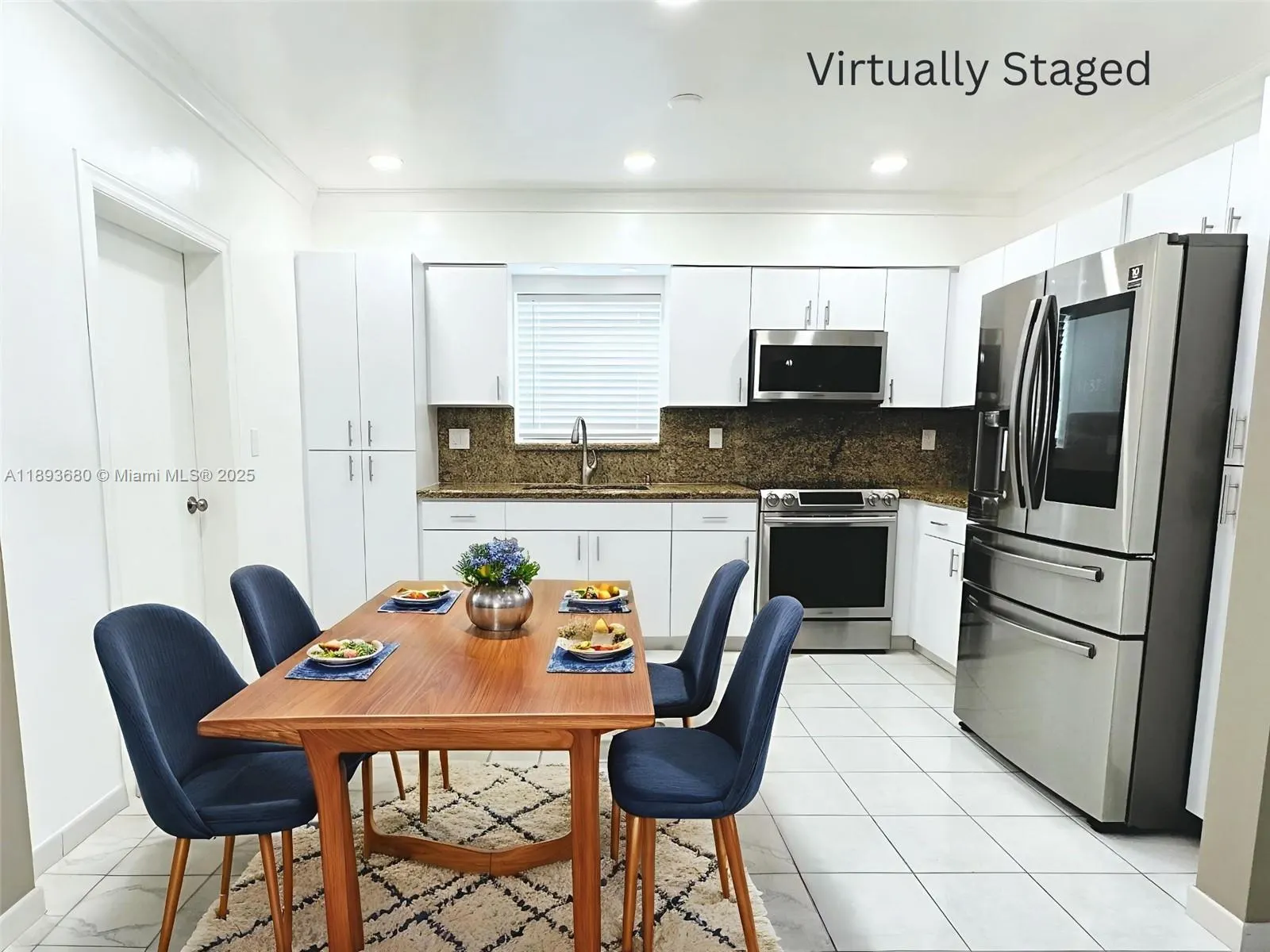 590 SW 36th Ave