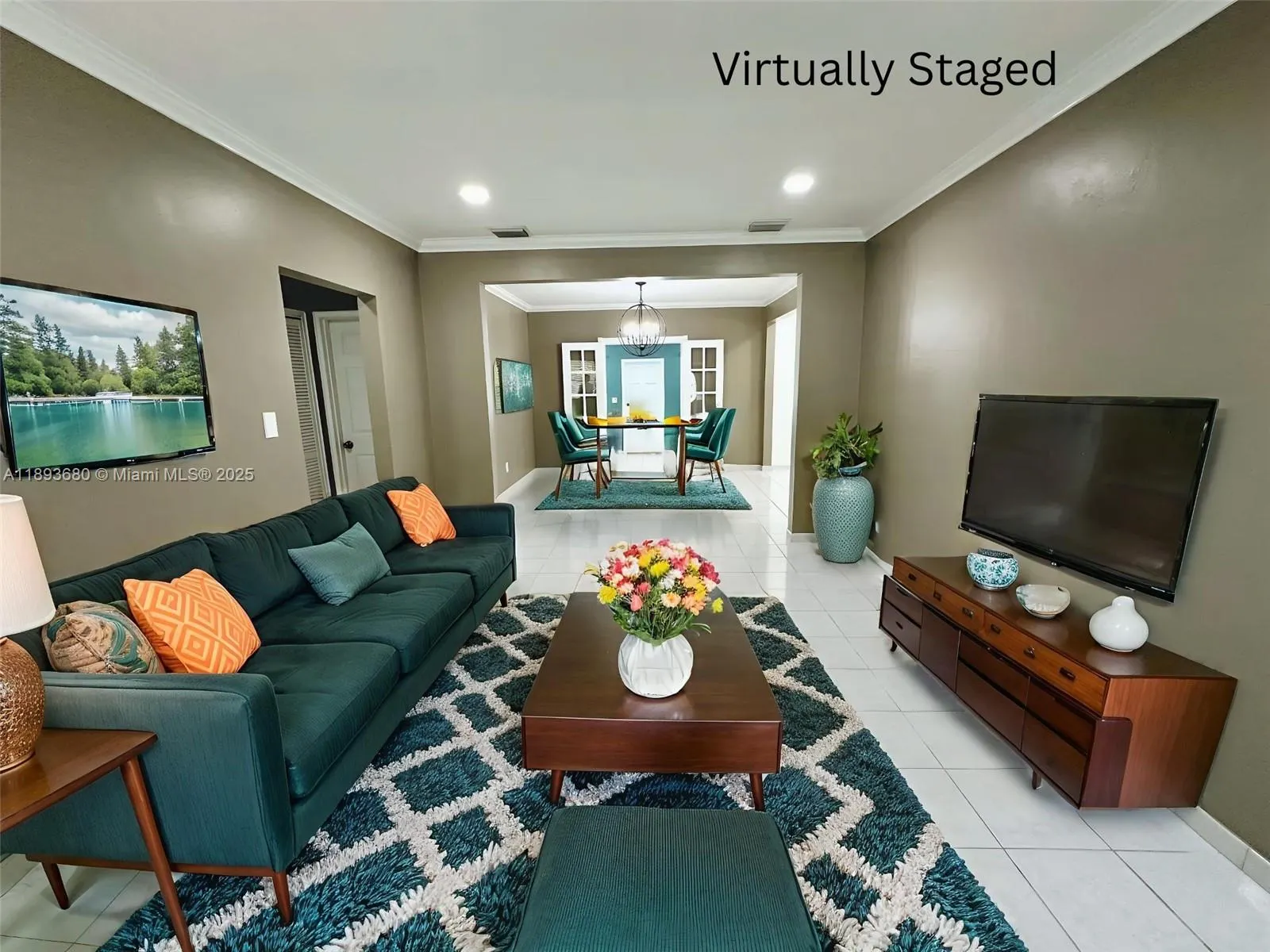 590 SW 36th Ave