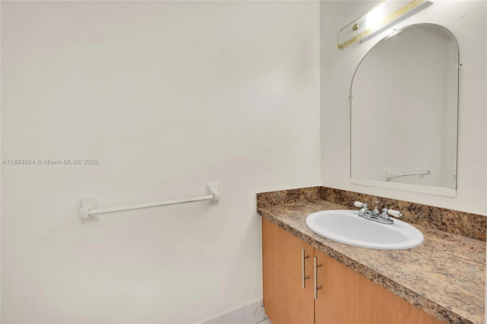 7862 Kimberly Blvd, #503