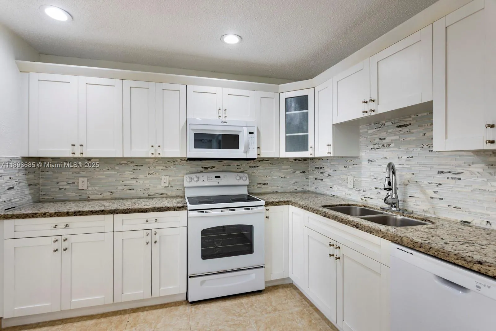 10770 SW 26th St, #0