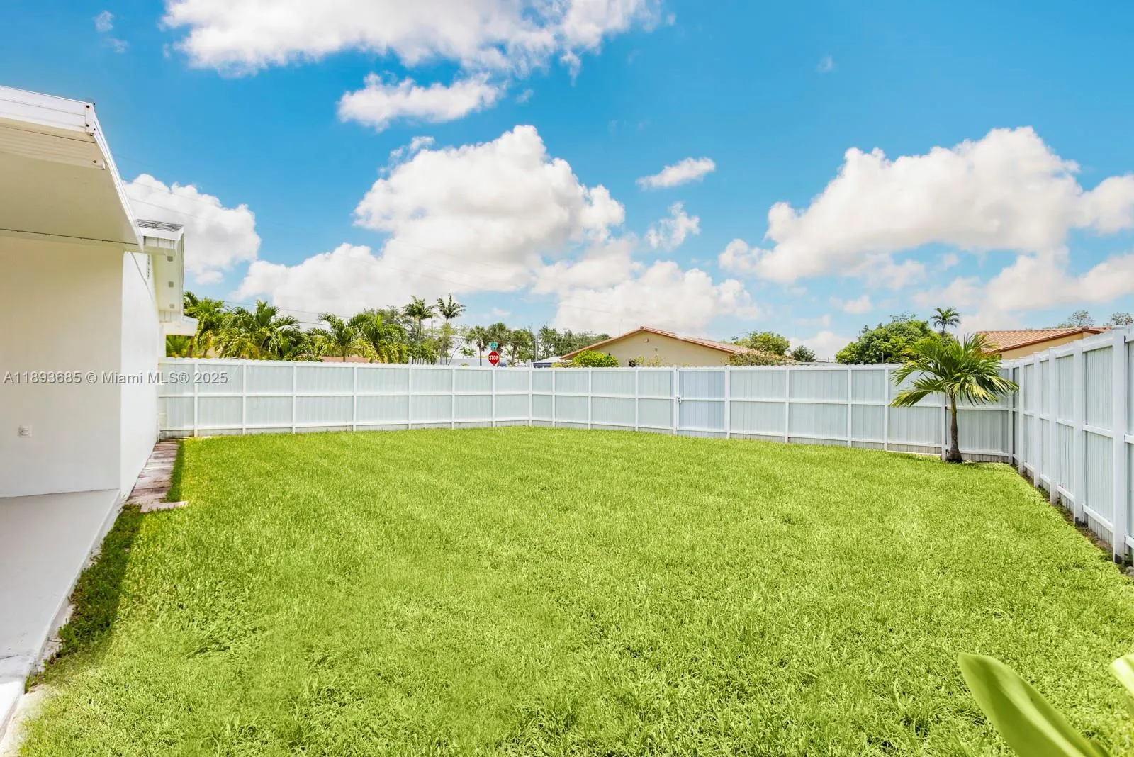 10770 SW 26th St, #0
