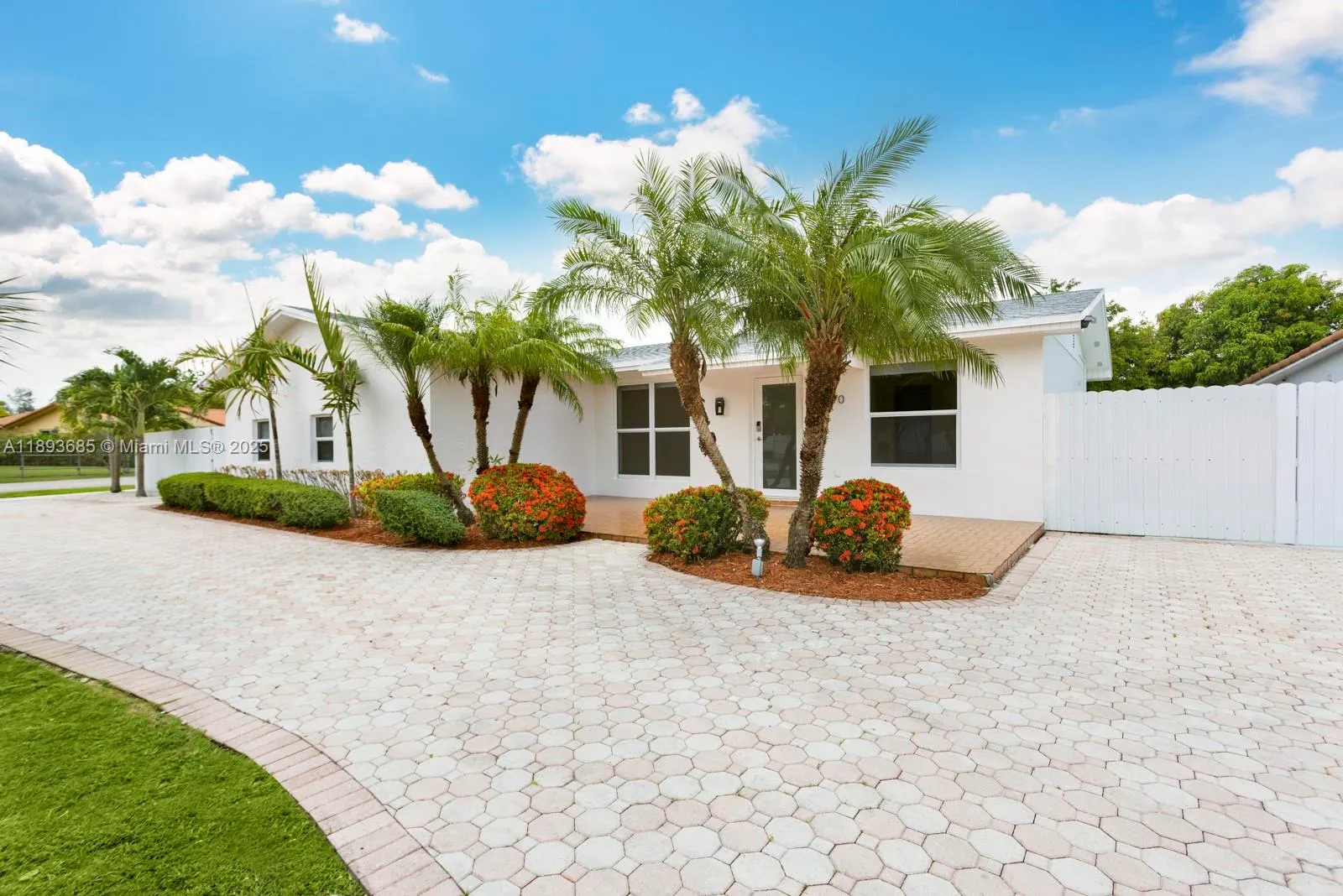 10770 SW 26th St, #0