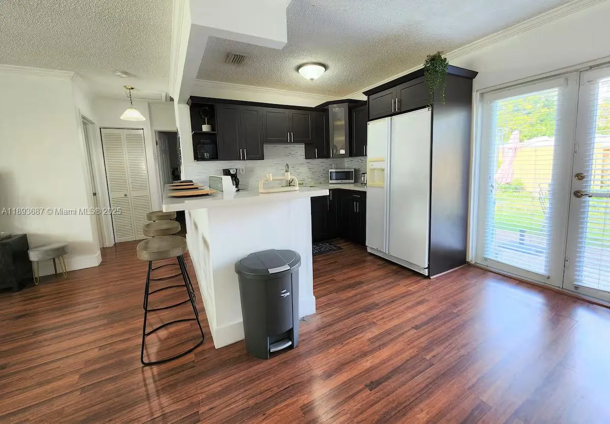 11301 Quail Roost Dr