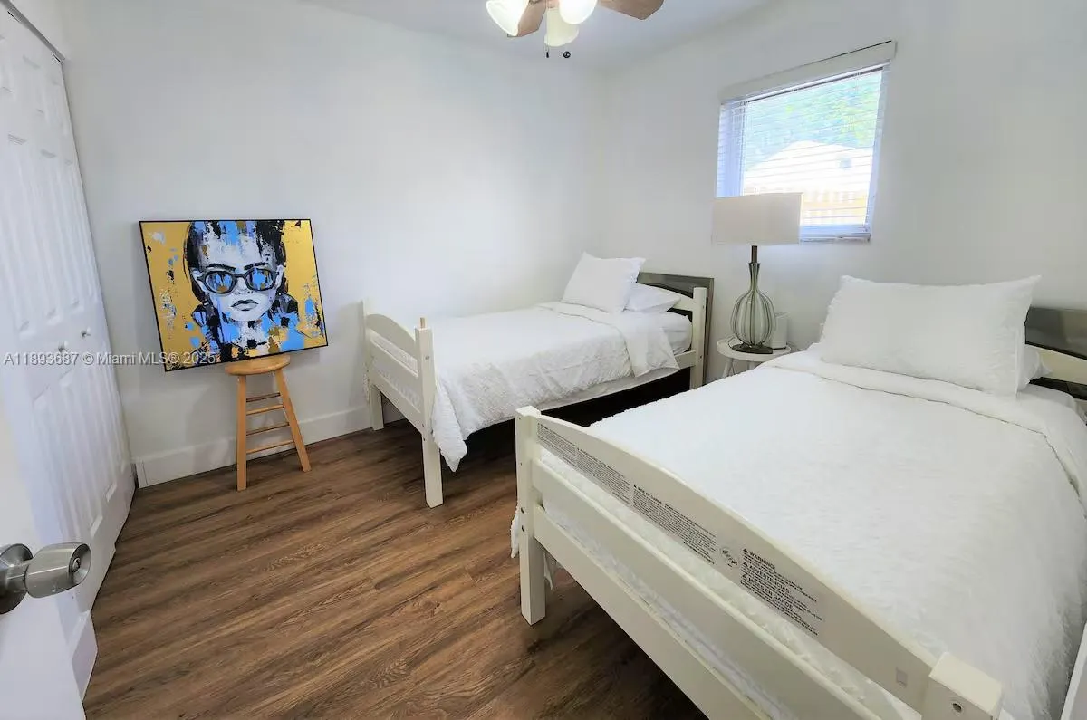 11301 Quail Roost Dr