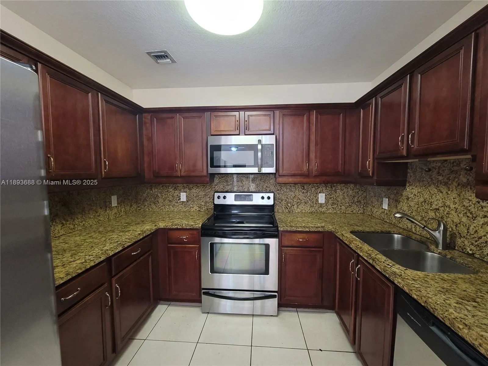 5271 SW 8th St, #411