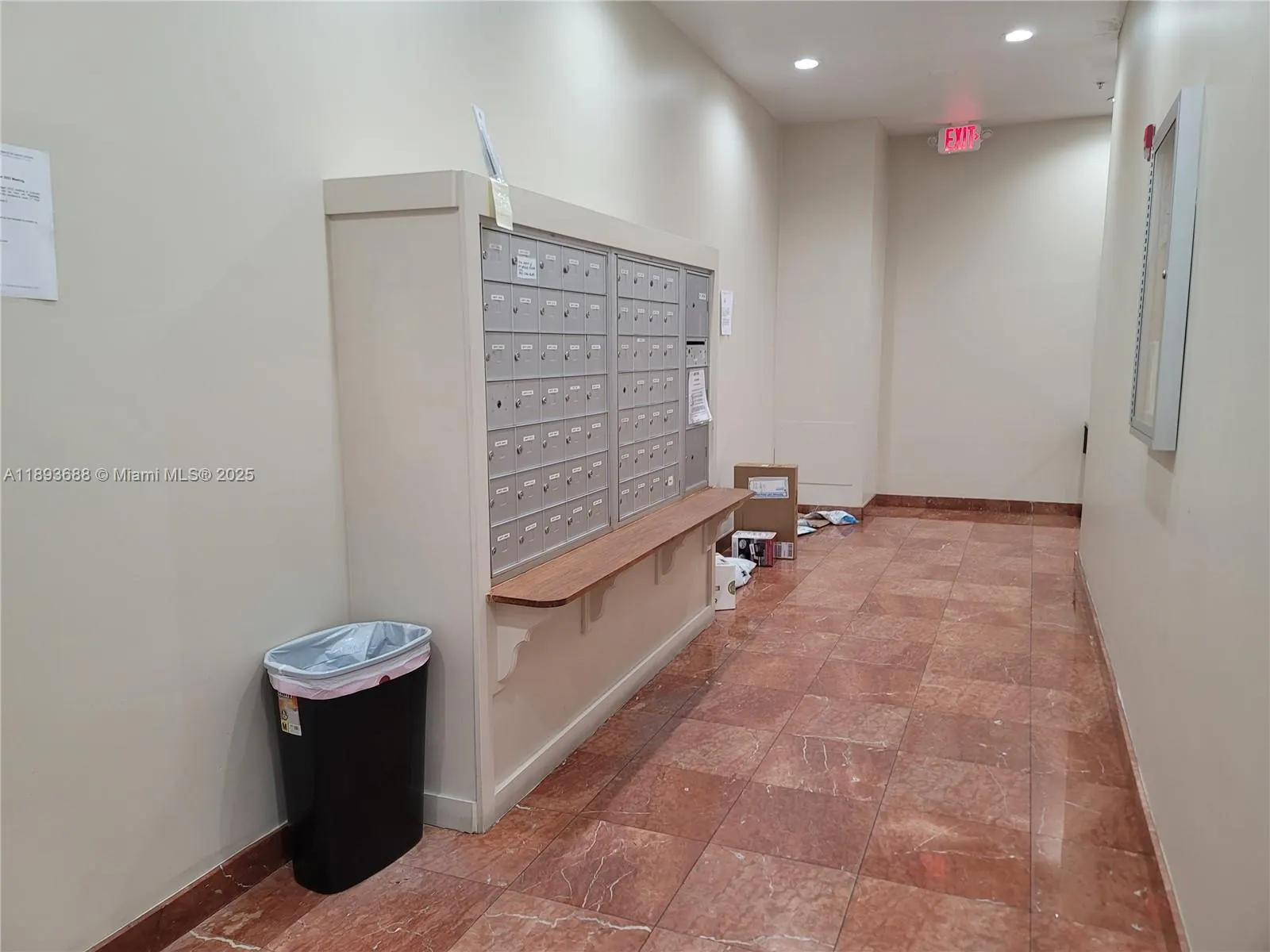 5271 SW 8th St, #411