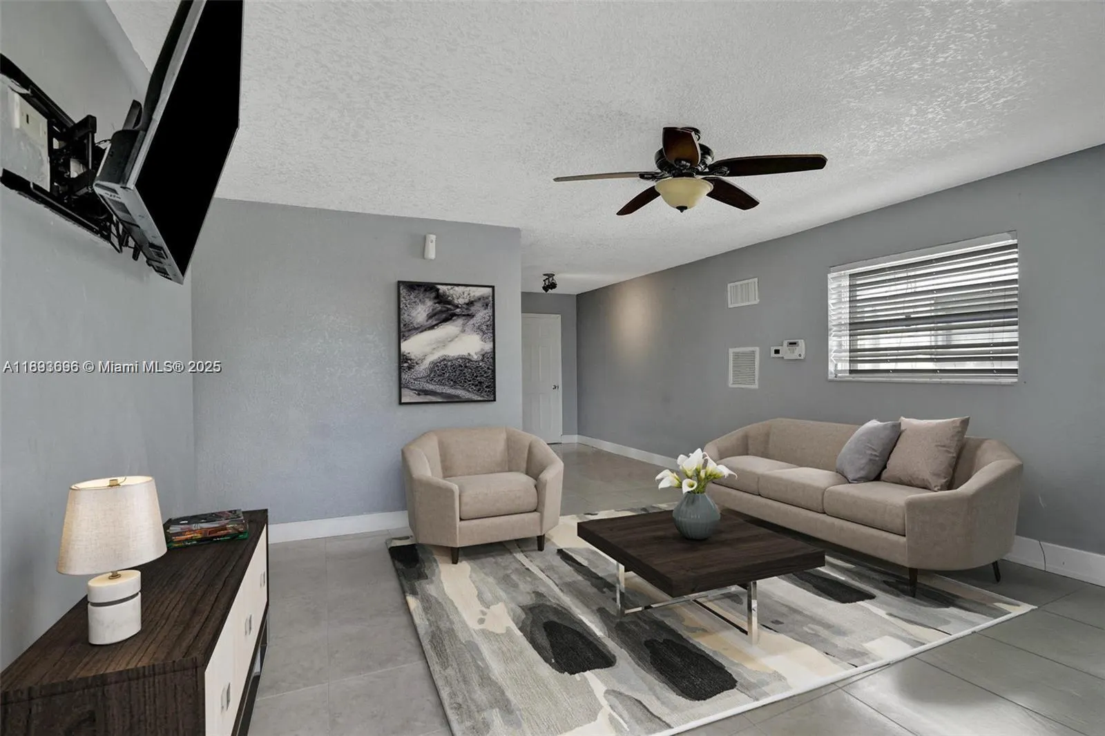 4577 NW 16th Ter