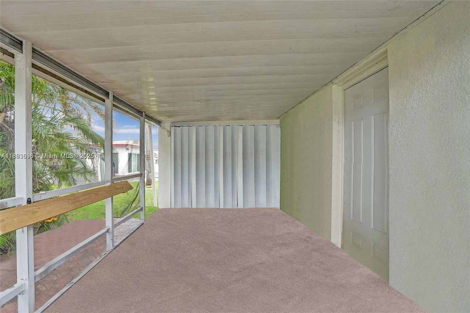 4577 NW 16th Ter