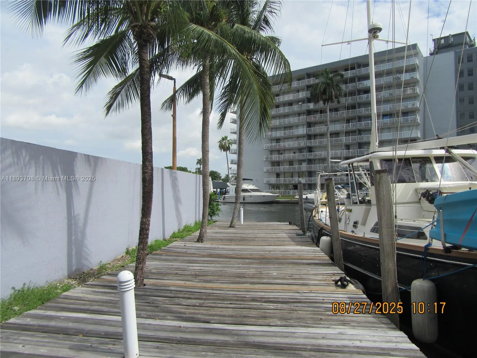 2475 NW 16th St Rd, #205