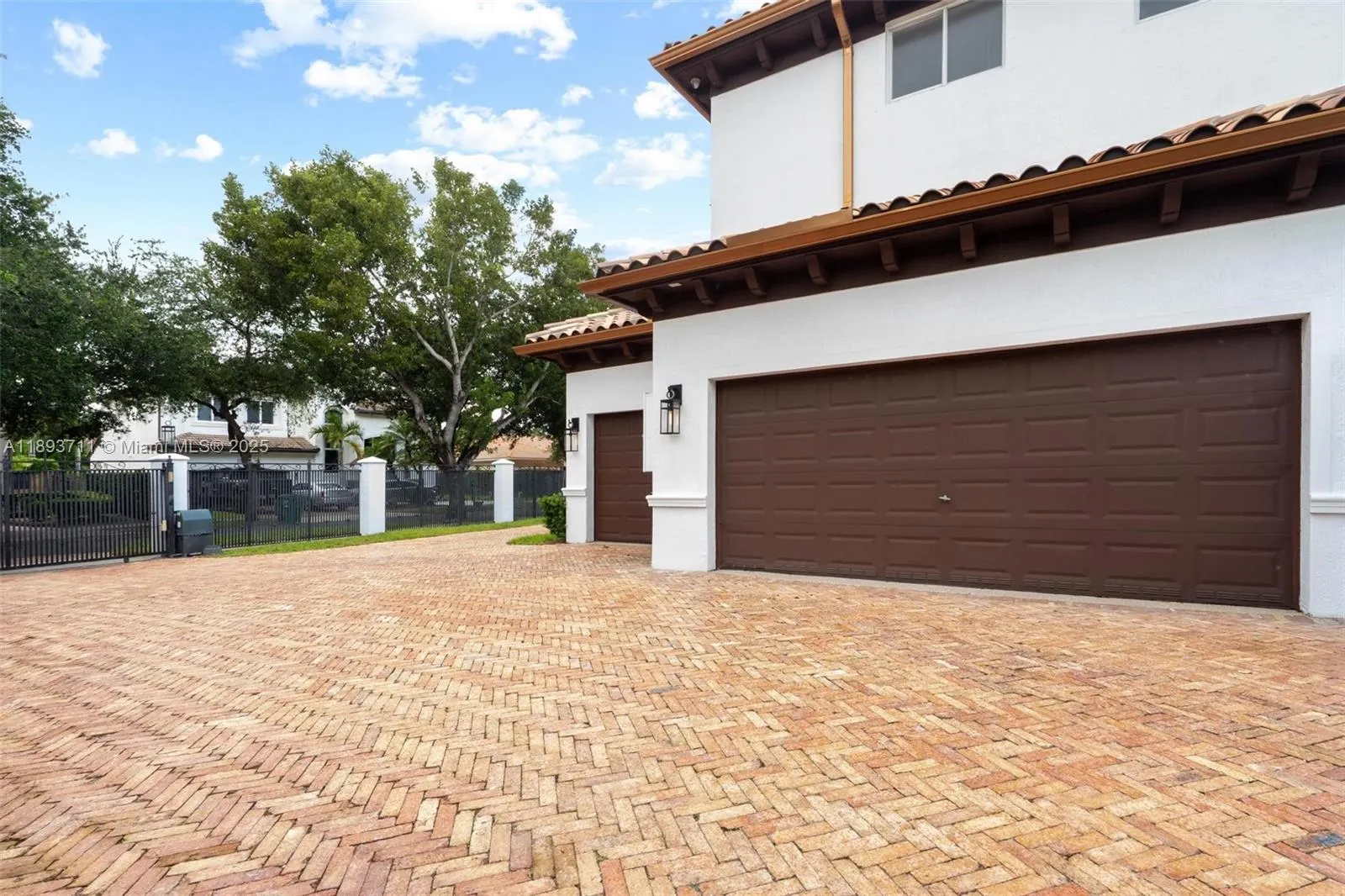 16763 NW 77th Path