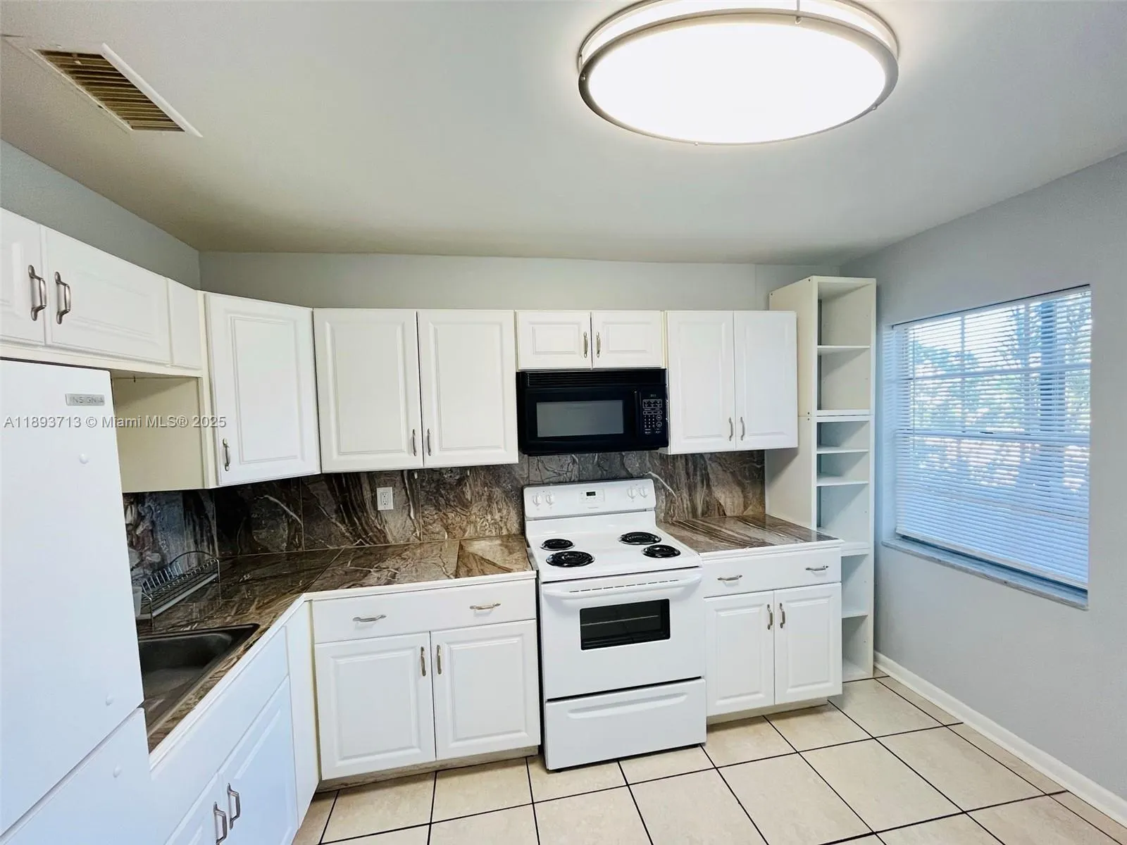 1050 Atlantic Shores Blvd, #108