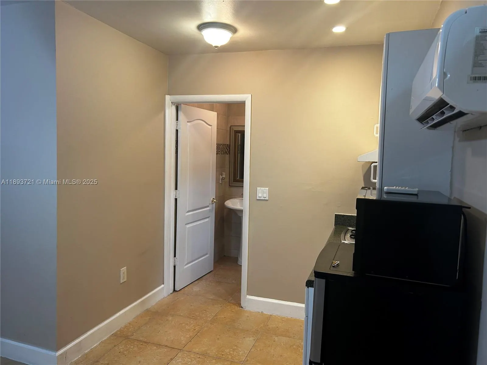 7630 SW 73rd Pl, #1