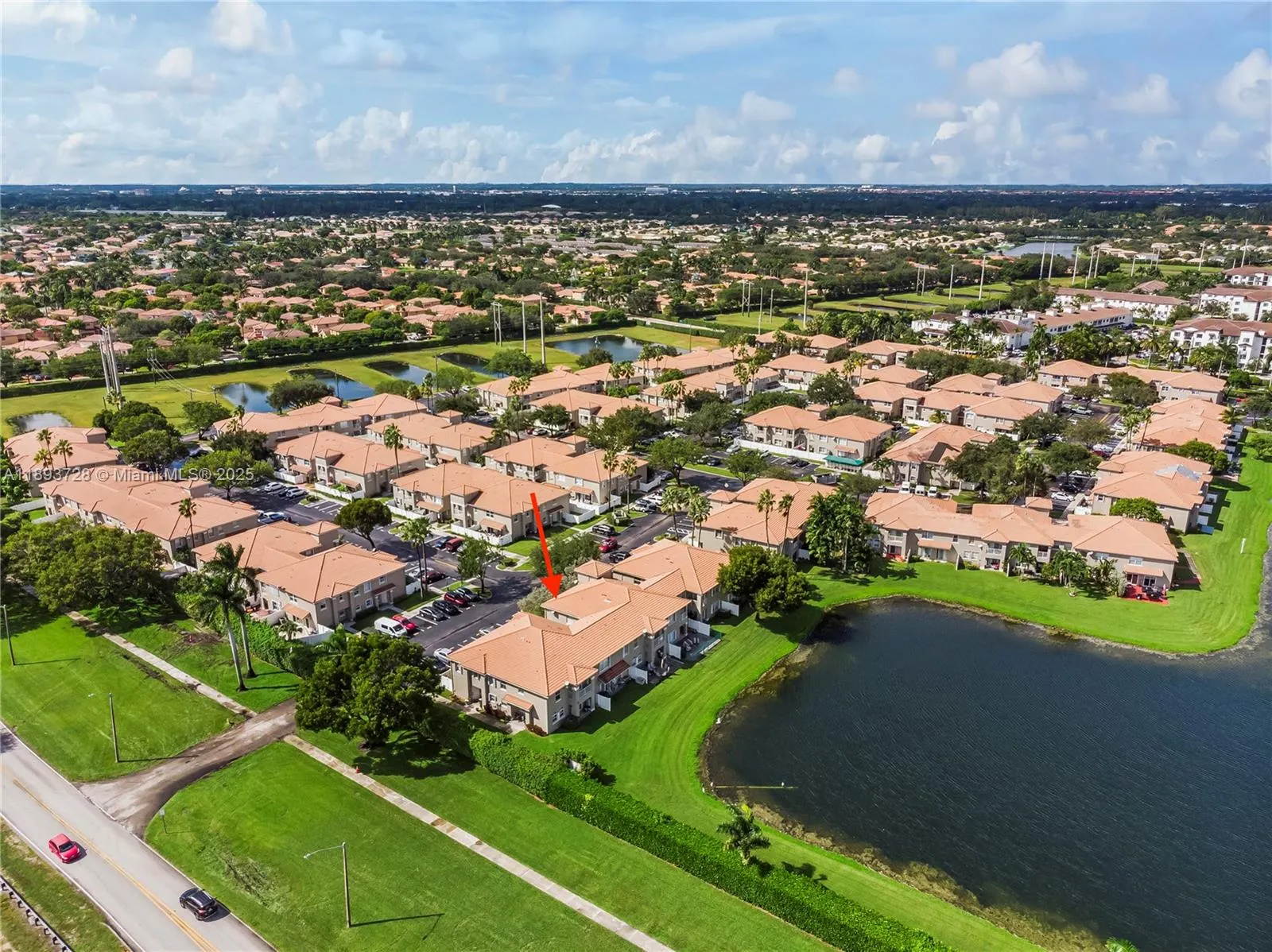 5463 SW 125th Ter