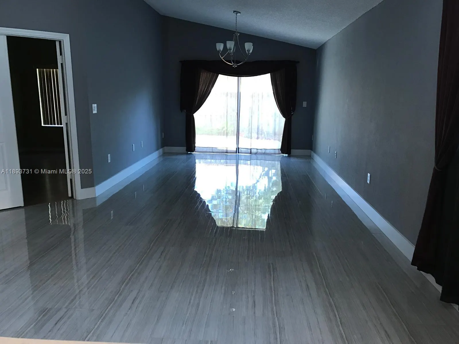 16405 Sapphire St, #16405