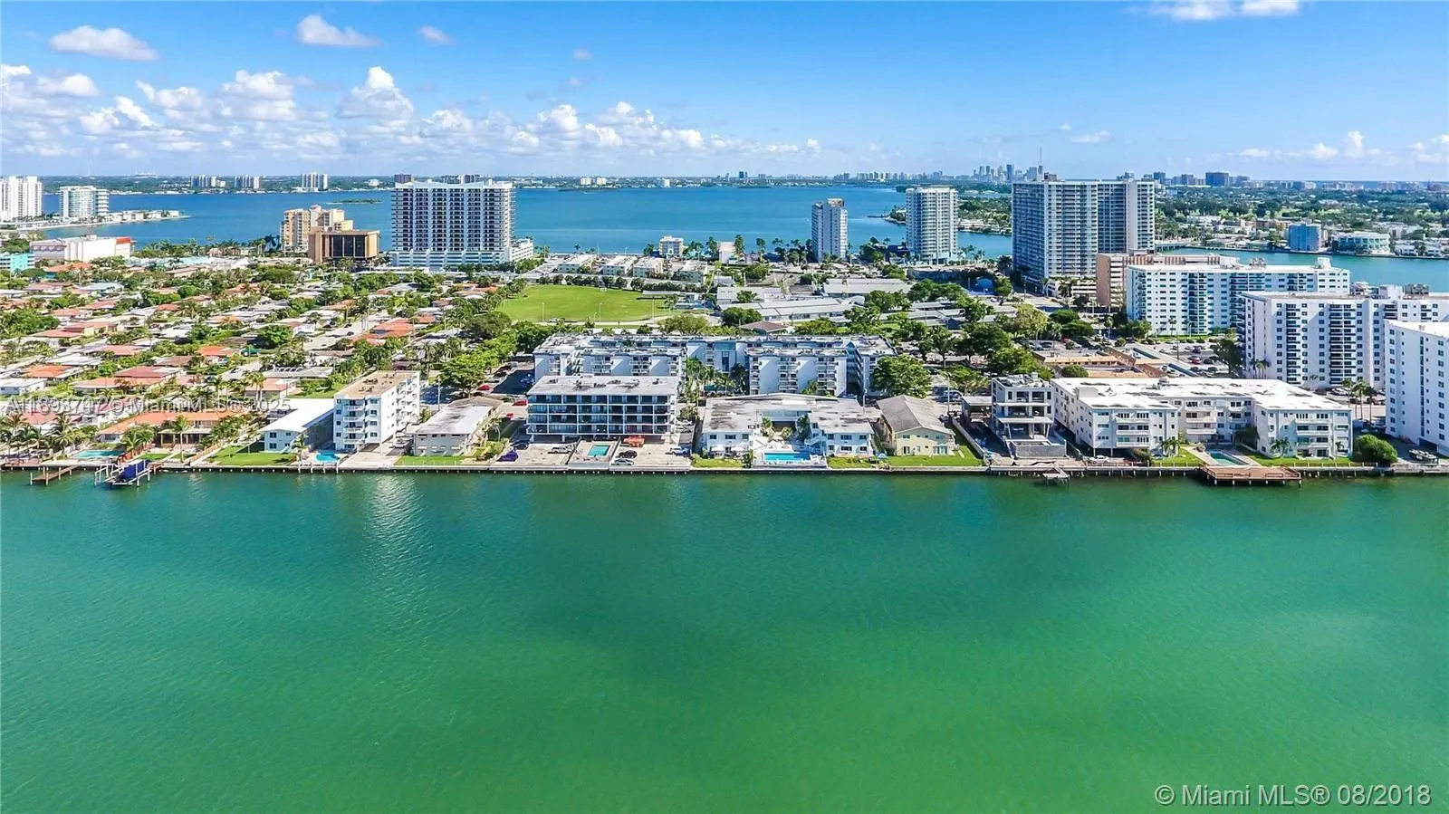 1801 S Treasure Dr, #323