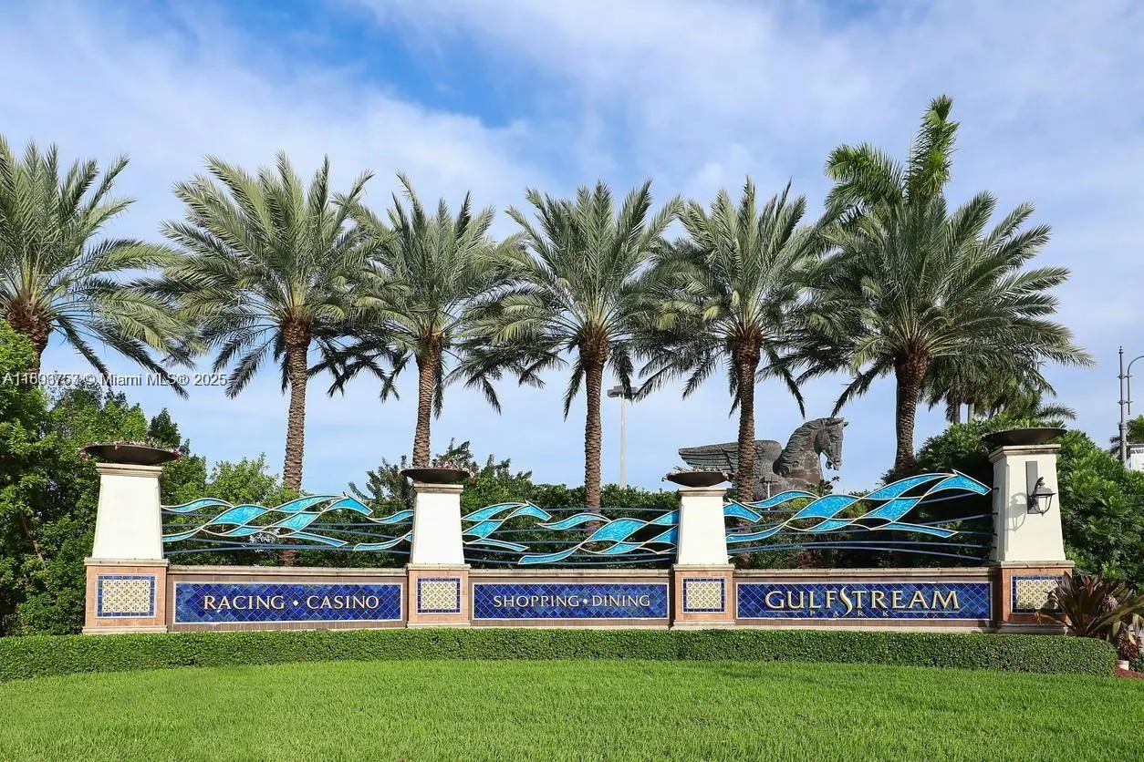 1445 Atlantic Shores Blvd, #206