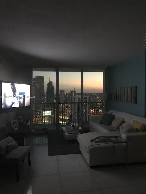 1750 N Bayshore Dr, #4812