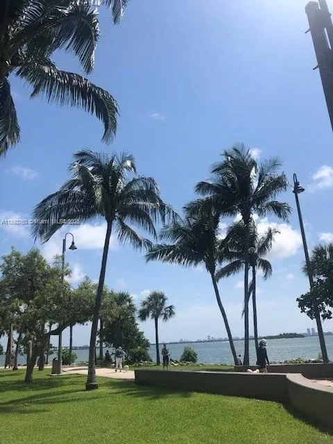 1750 N Bayshore Dr, #4812