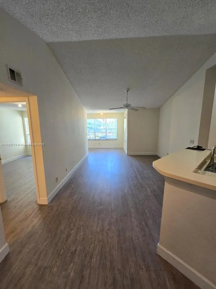 13090 Vista Isles Dr, #124