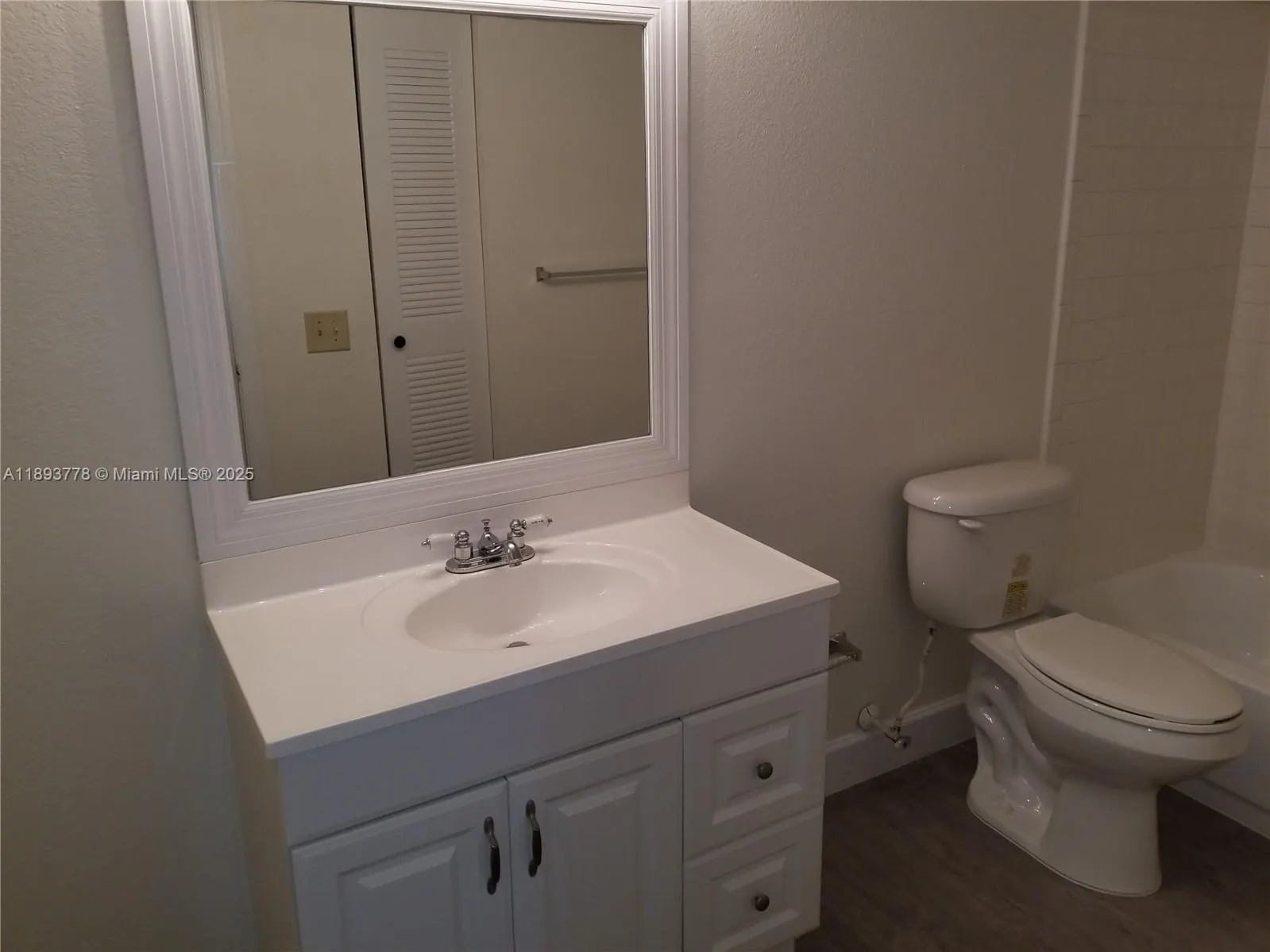 13090 Vista Isles Dr, #124