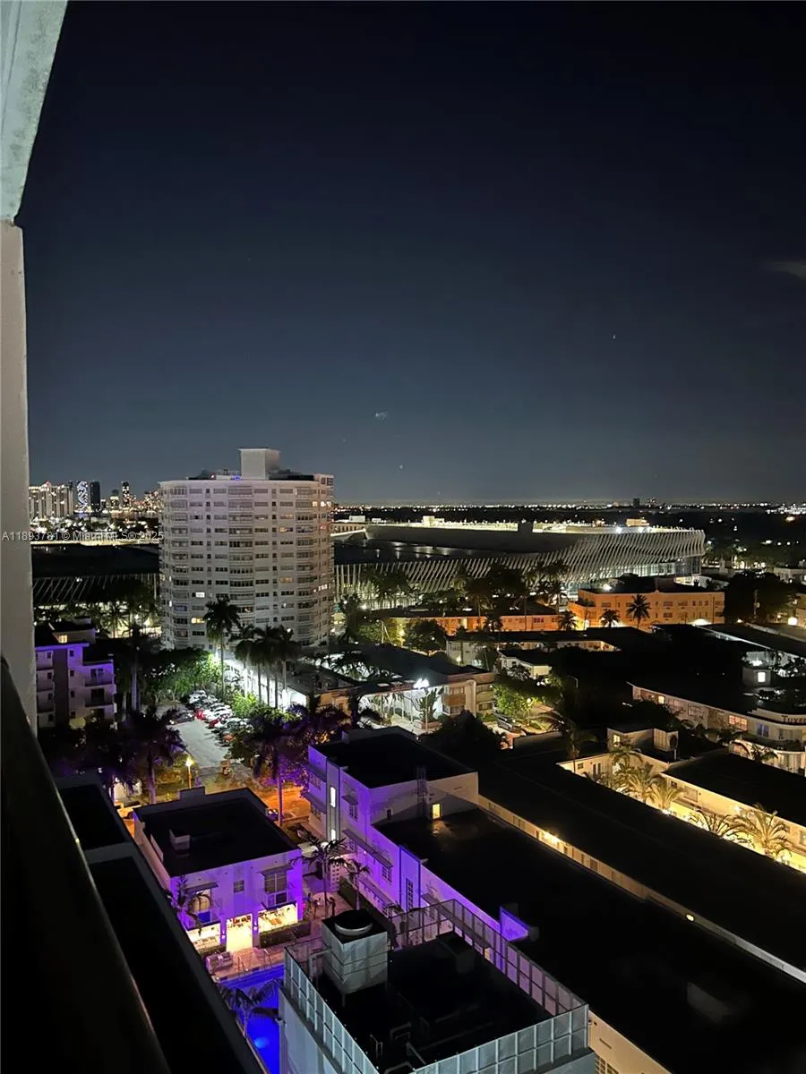 1800 Collins Ave, #15B