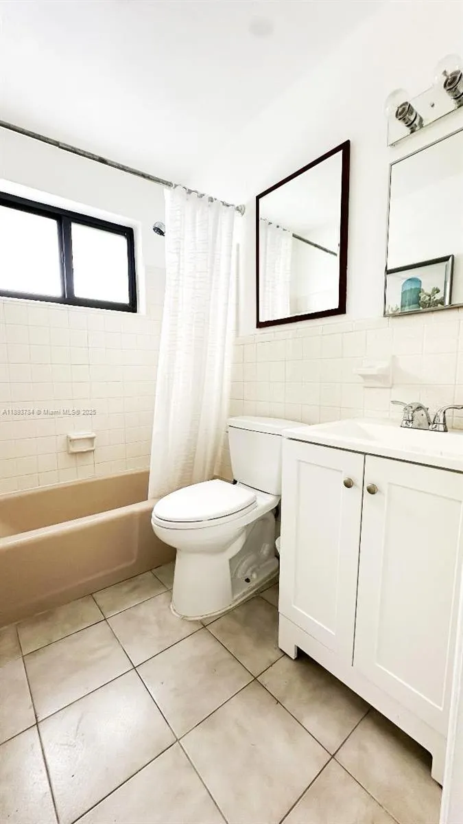 1505 SW 22nd St, #1-2