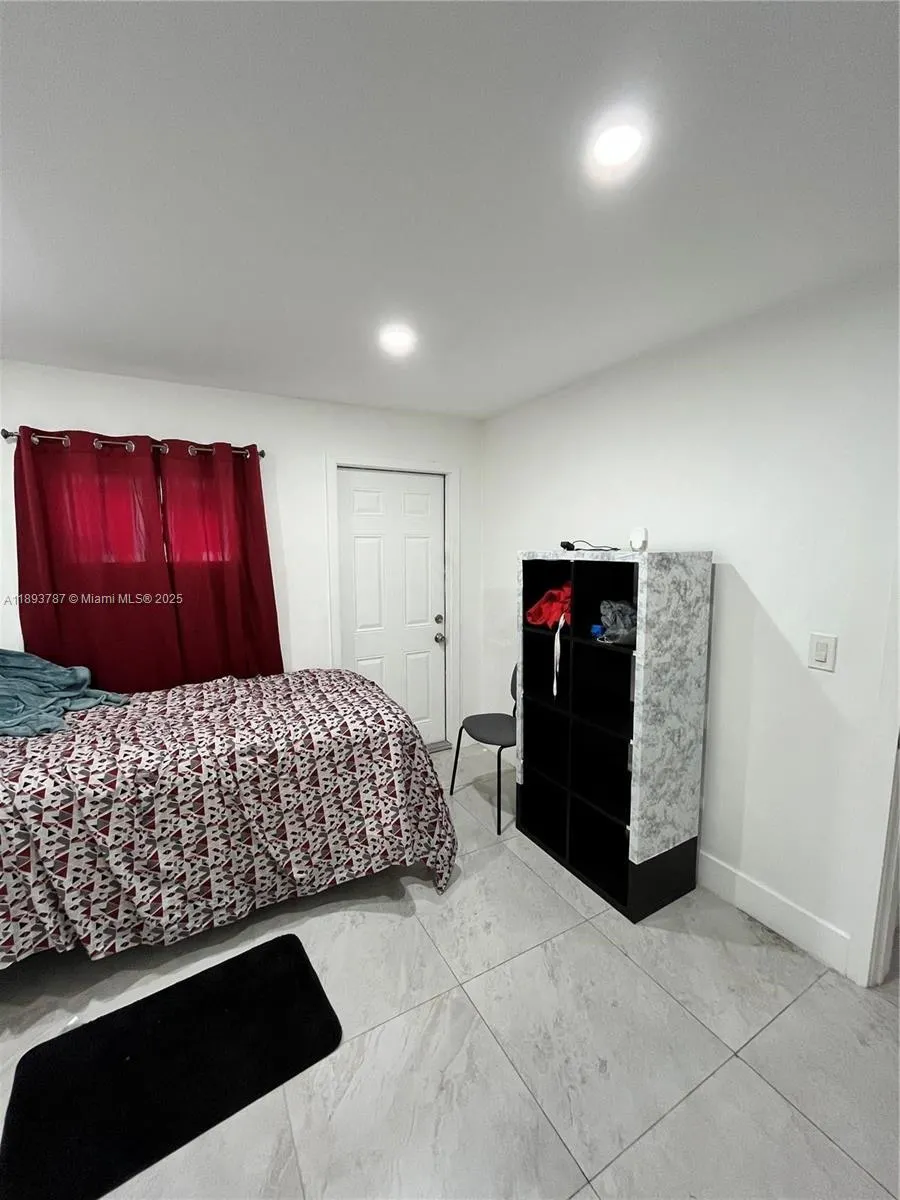 1102 NW 103rd Street