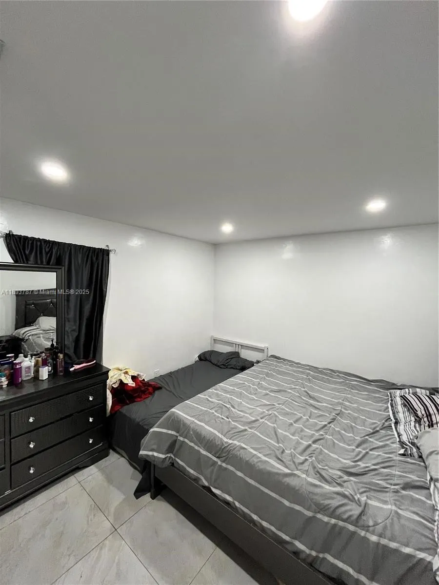 1102 NW 103rd Street