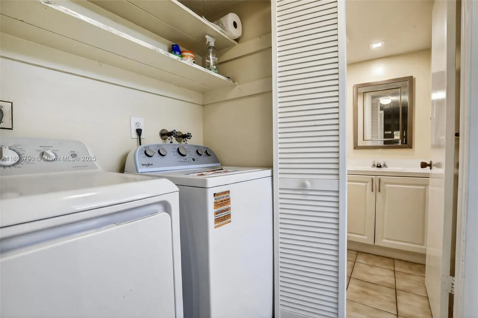 247 Wimbledon Lake Dr