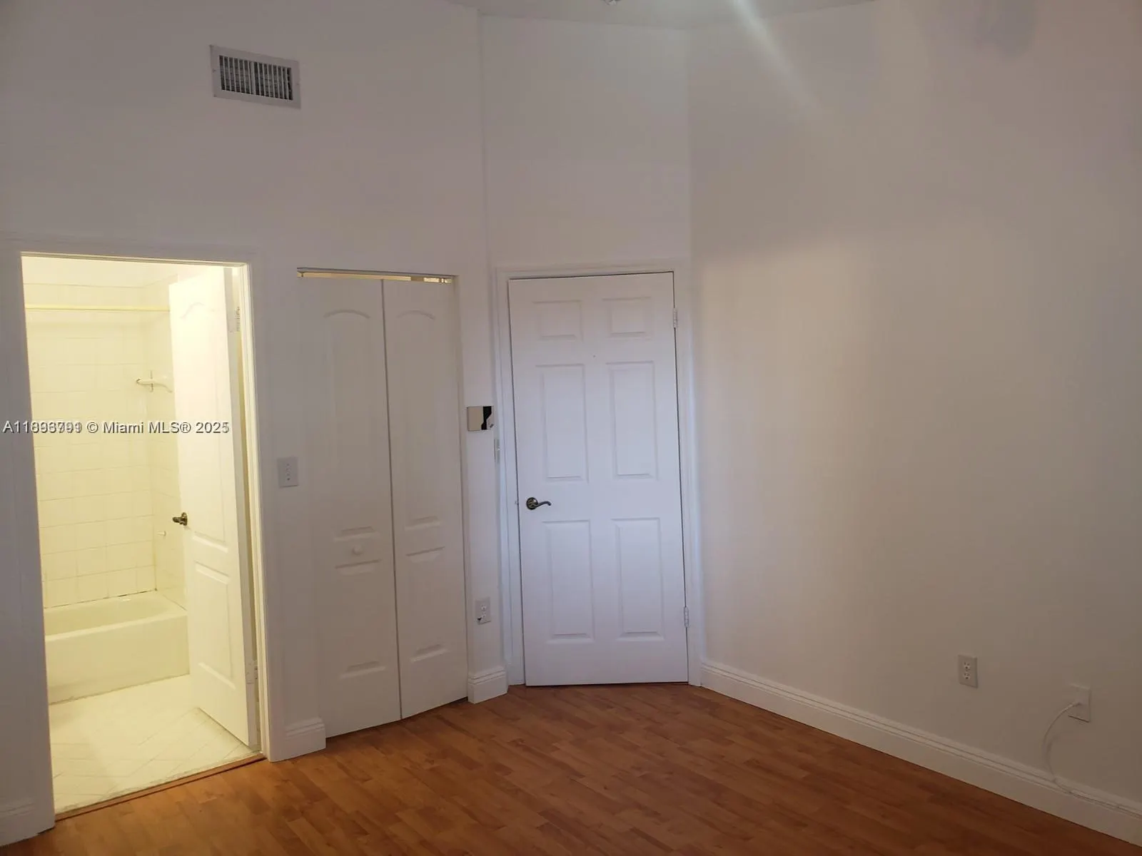 14212 SW 121st Pl, #6