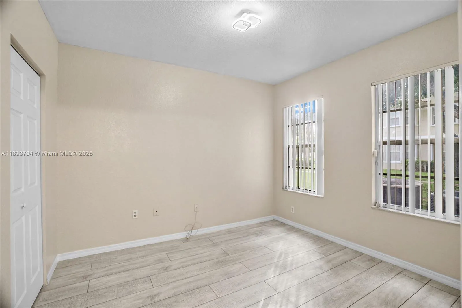 1008 Belmont Ln, #1008