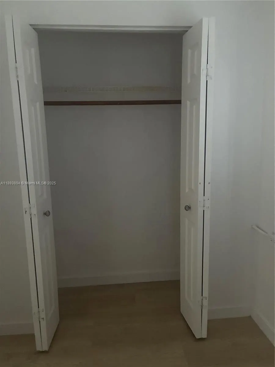 290 NW 45th Ave, #0