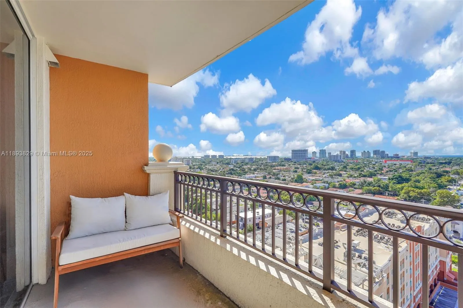 3232 SW 22nd Ter, #1703