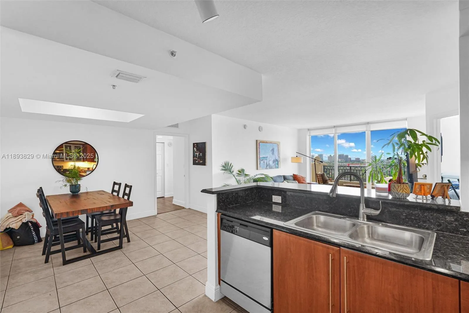 3232 SW 22nd Ter, #1703