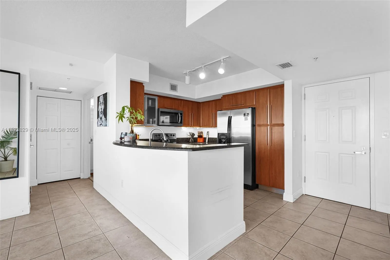 3232 SW 22nd Ter, #1703