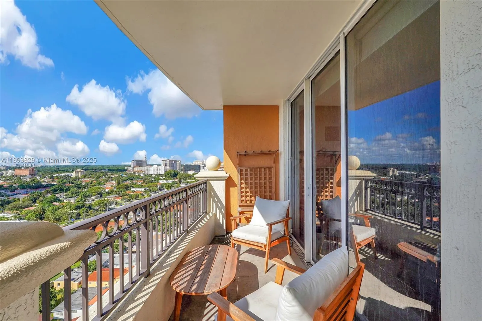 3232 SW 22nd Ter, #1703