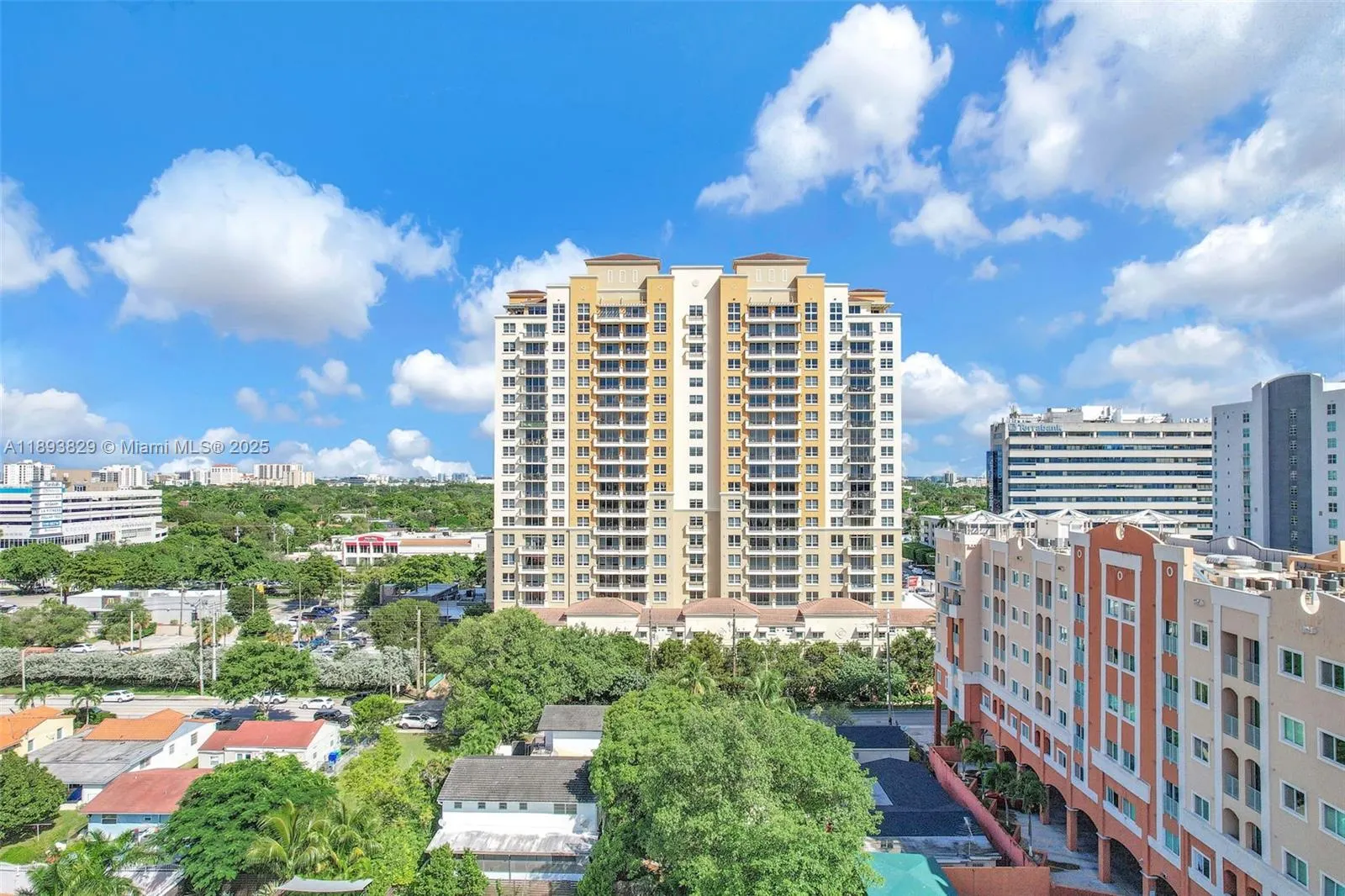 3232 SW 22nd Ter, #1703