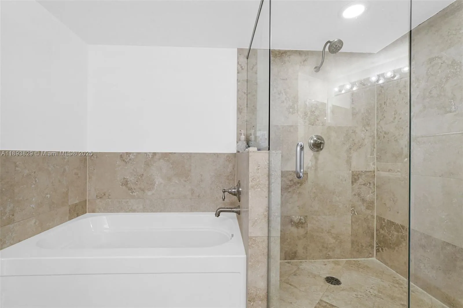 3232 SW 22nd Ter, #1703