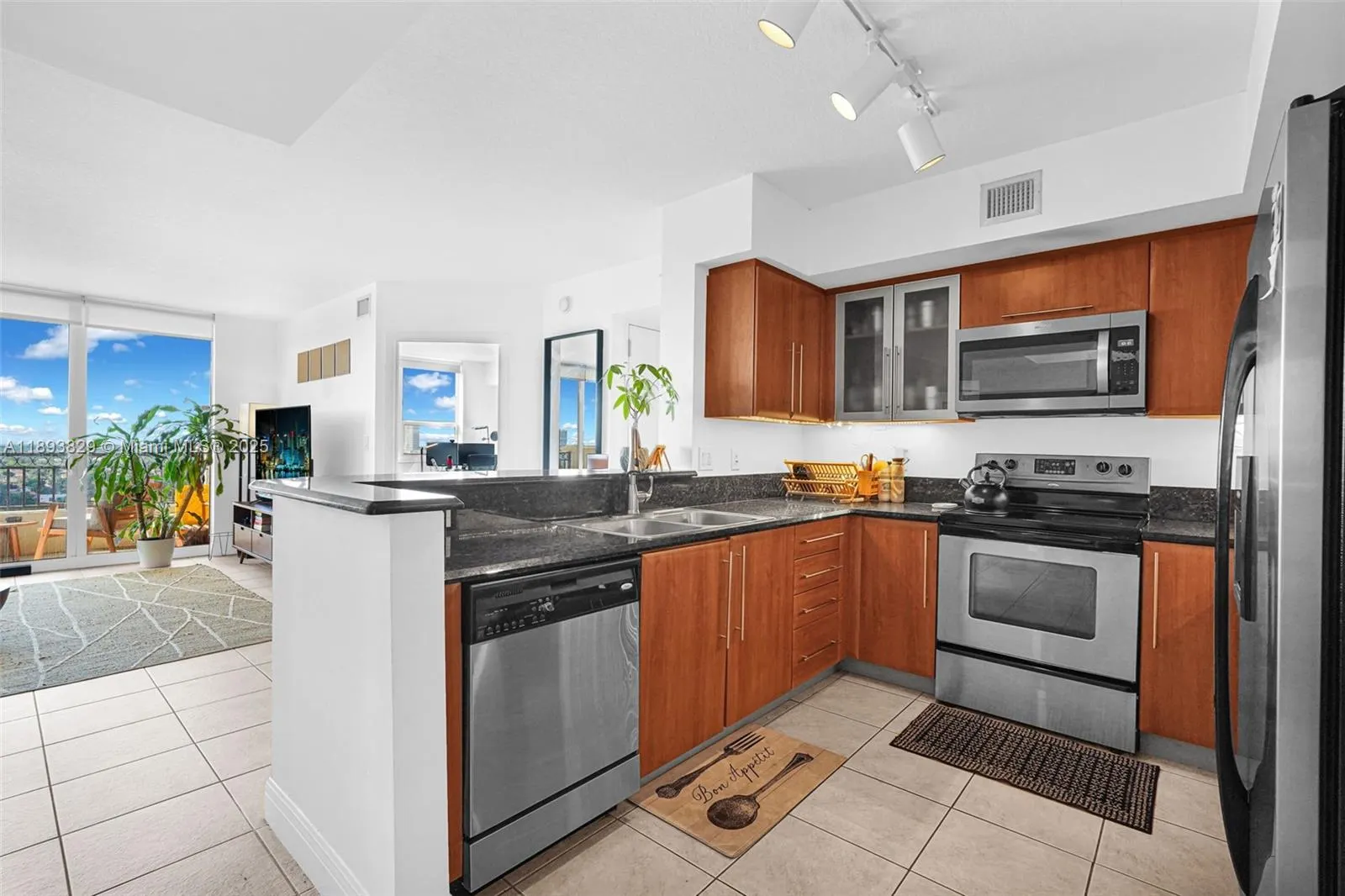 3232 SW 22nd Ter, #1703
