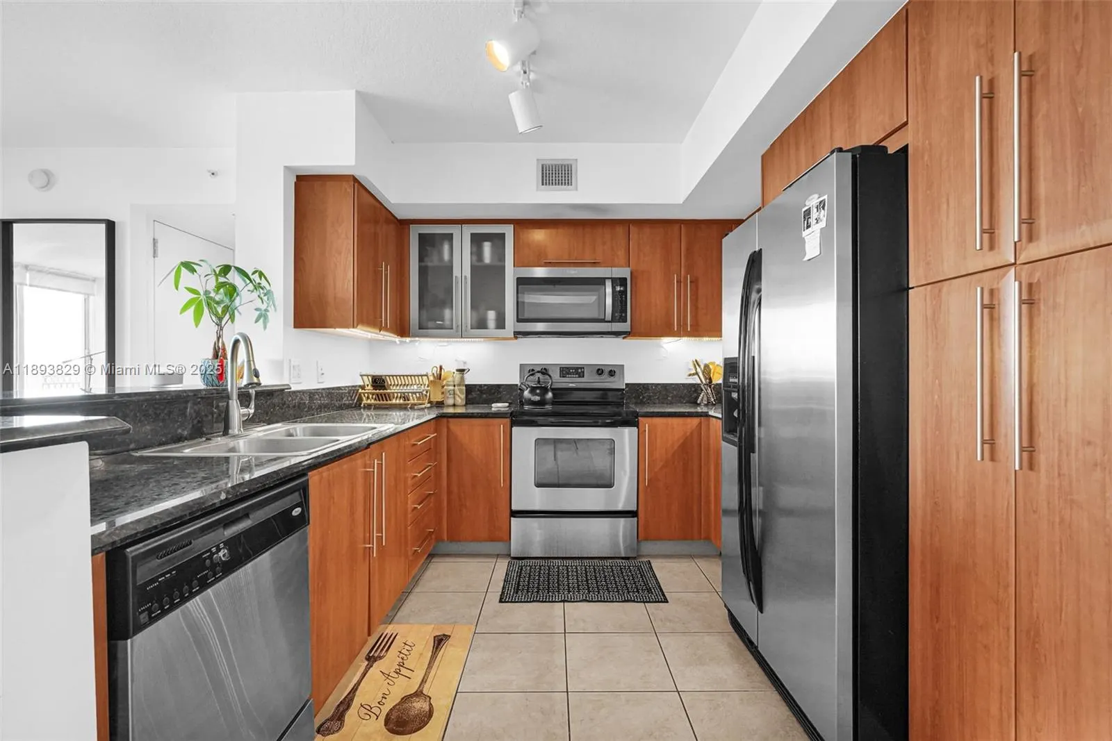 3232 SW 22nd Ter, #1703